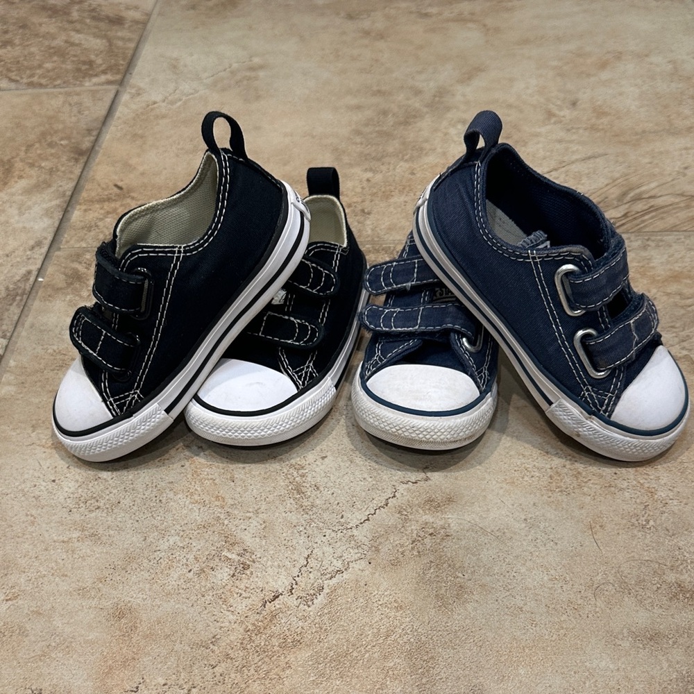 Converse Toddler Black and Blue Sneaker Bundle 7